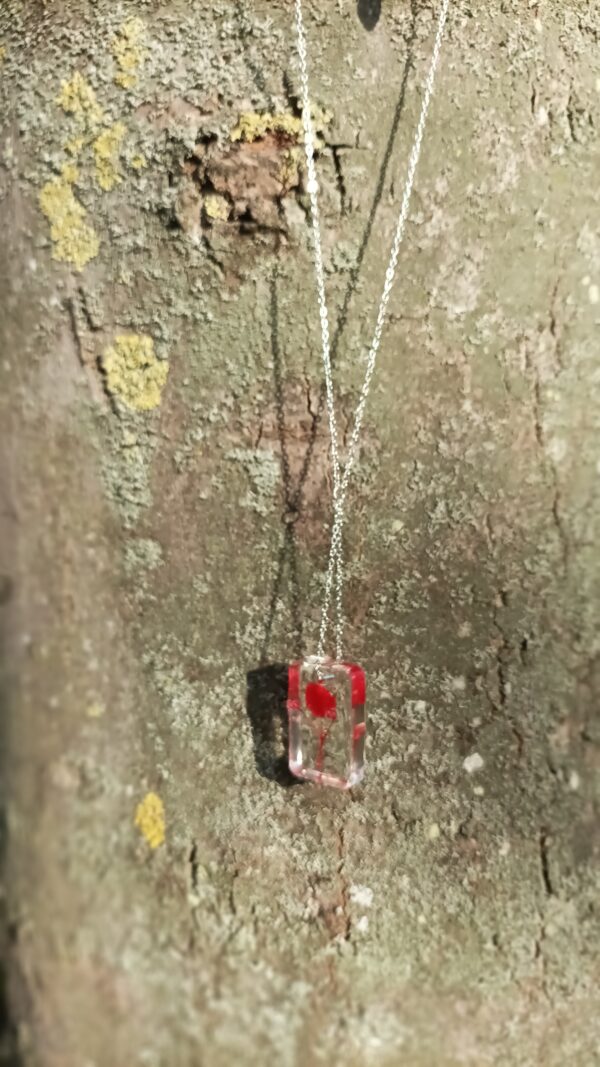 Collier chaîne "Bouquet de fleurs rouges" – Image 2