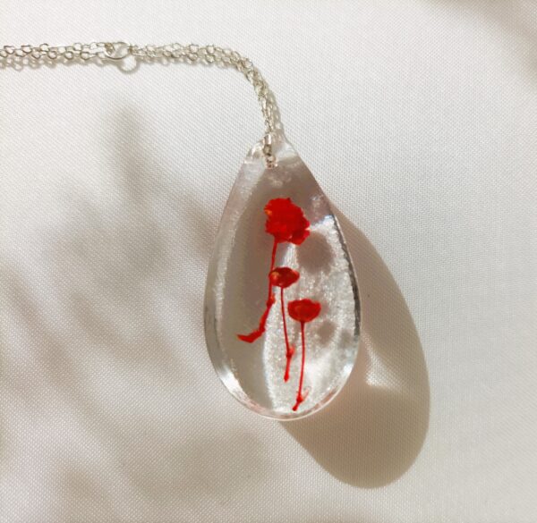 Collier chaîne "Goutte aux fleurs rouges" – Image 2