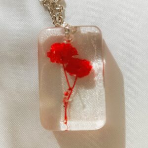 Collier chaîne "Bouquet de fleurs rouges"