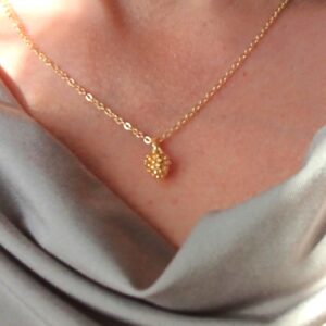 Collier chaîne "Pomme de pin" en Or 14K