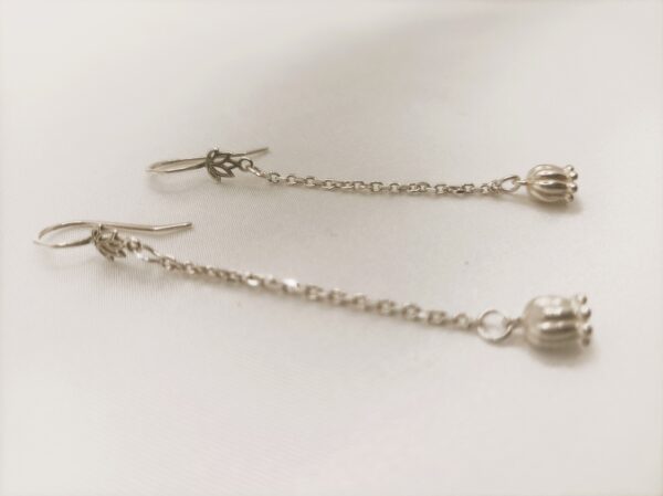 Boucles d'oreilles "Clochette à la chaînette" – Image 2