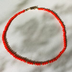 Collier en perles "Nuances de rouge" – Image 3