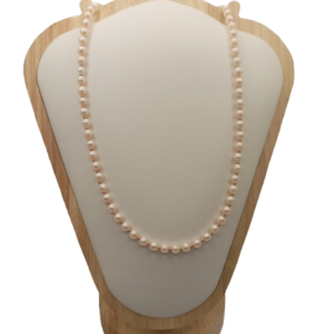 Collier classique en perles "Blanc antique"