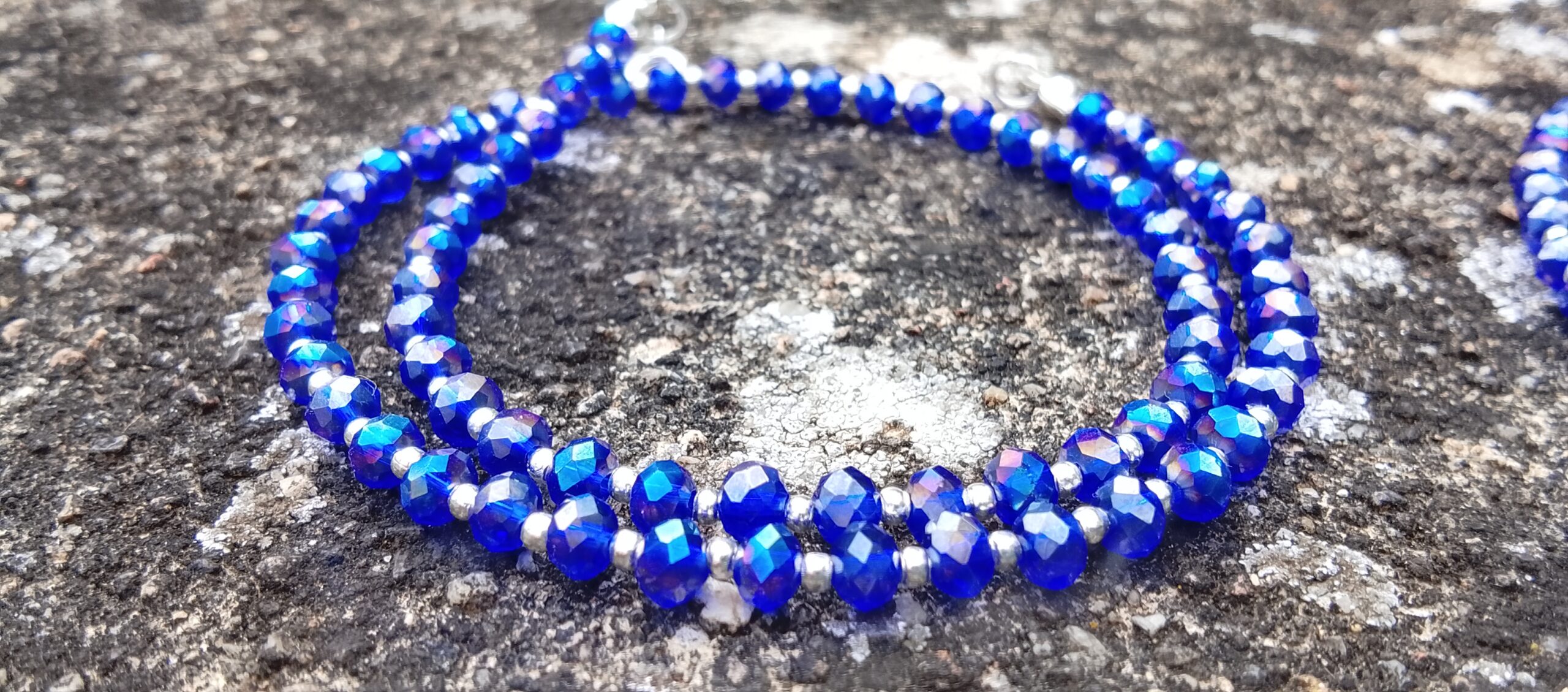 Collier en perles de cristal Lavande étincelle – Image 1