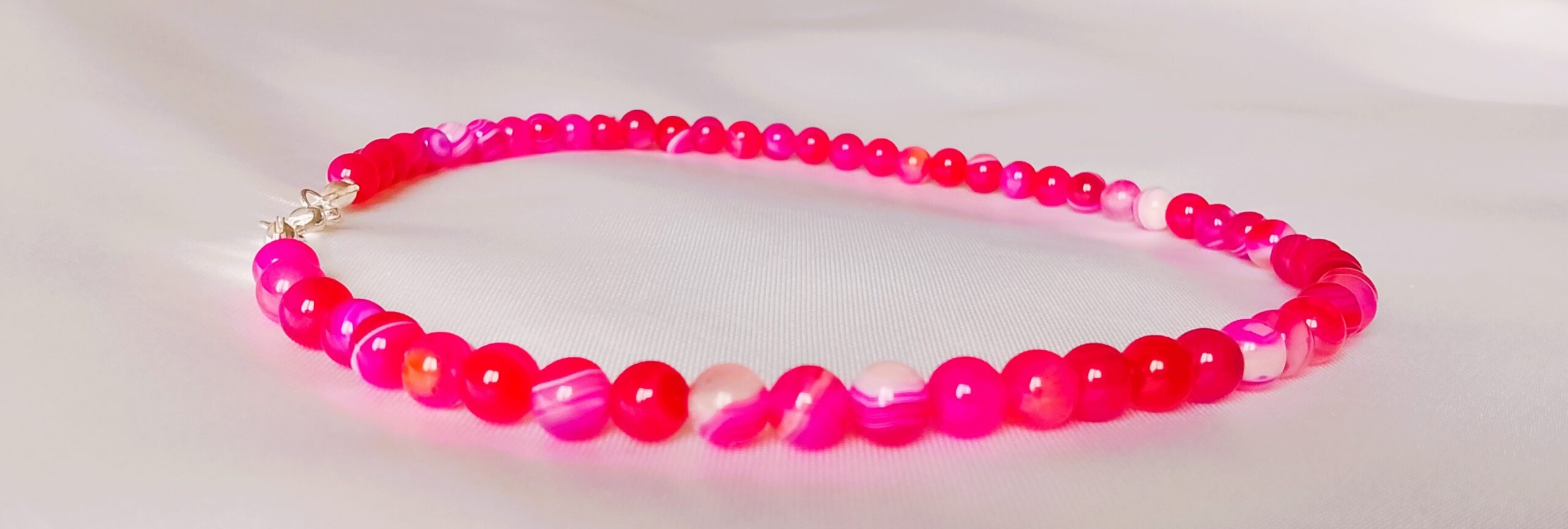 Collier court en agate "Rose" – Image 4