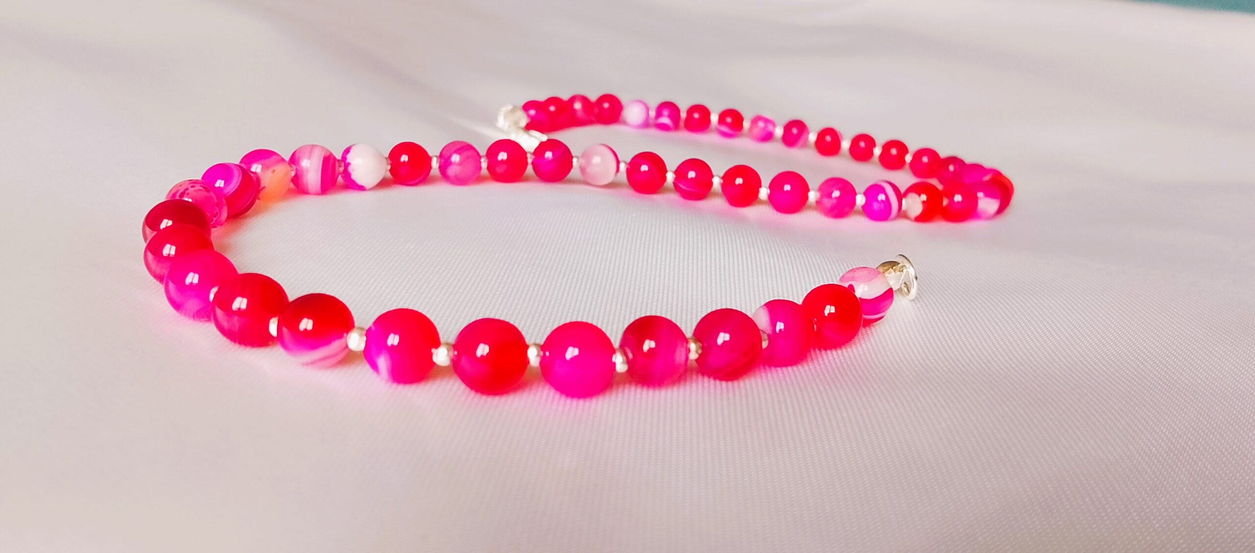 Collier court en agate "Rose" – Image 3